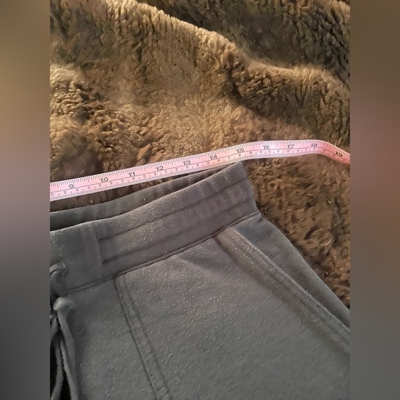 Quince Super Soft Fleece Lounge Pants and Hoodie - Picture 12 of 16